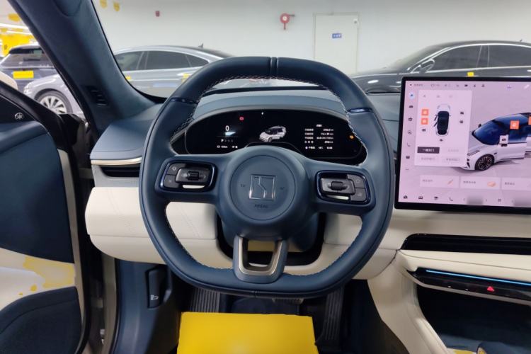 Used Zeekr 001 2025 YOU Edition 100 kWh All-Wheel Drive
