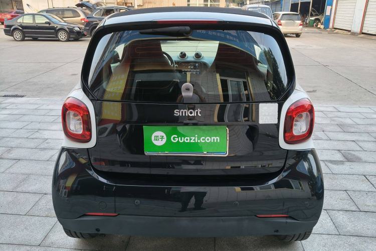 Used  fortwo 2018 1.0L 52kW Hardtop Dynamic Version China V
