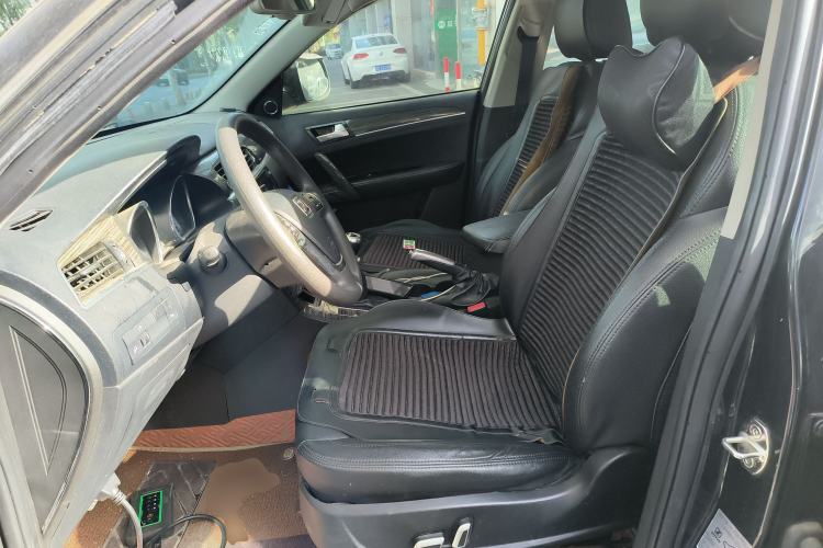 Used Zotye T600 2015 1.5T Manual Luxury Model
