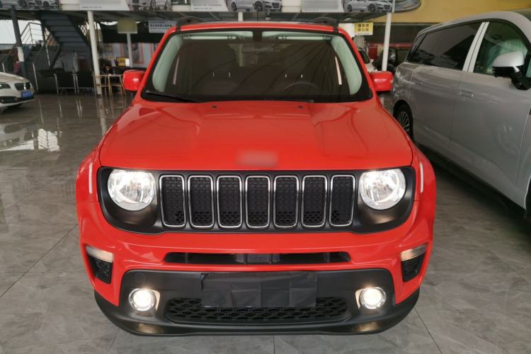 Used  Renegade 2019 220T Automatic Leading Edition