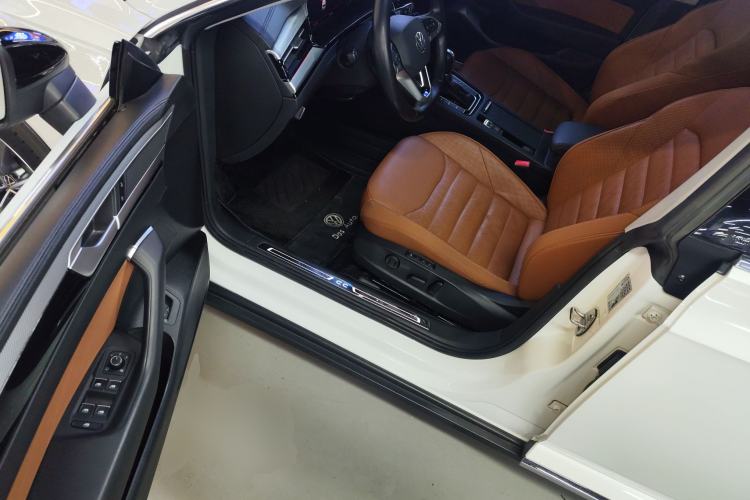 Used Volkswagen FAW-Volkswagen CC 2021 Estate Car 380TSI Vizion Edition
