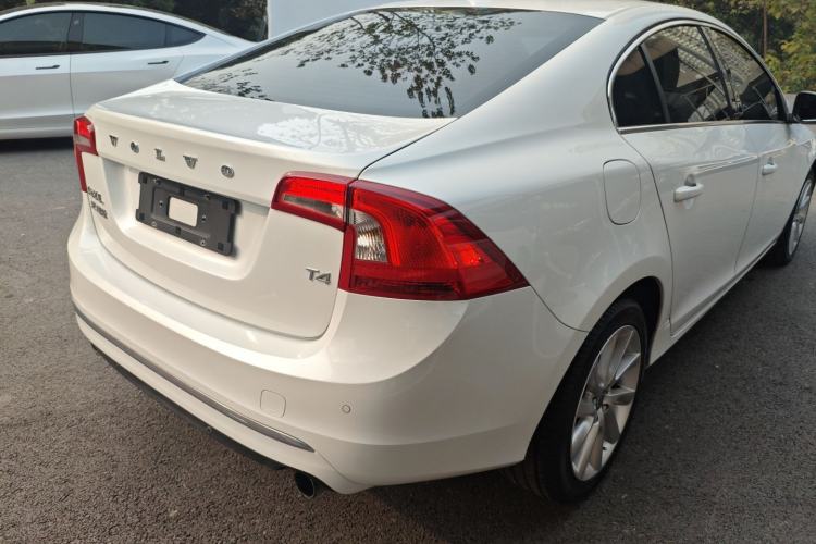 Used Volvo S60 2017 S60L T4 Smart Range Edition