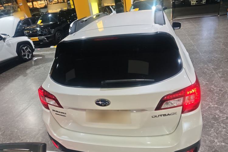 Used Subaru Outback 2017 2.5i Luxury Navigation Edition with EyeSight
