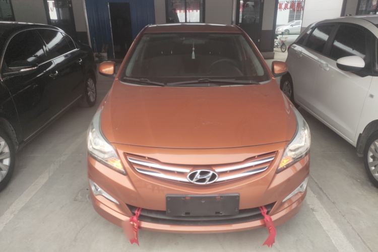Used Hyundai Verna Ray 2014 1.4L Automatic GLX
