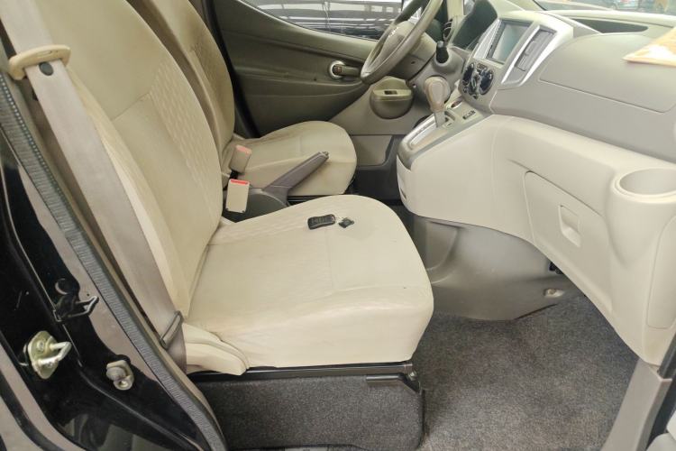 Used Nissan NV200 2018 1.6L CVT Luxury Model
