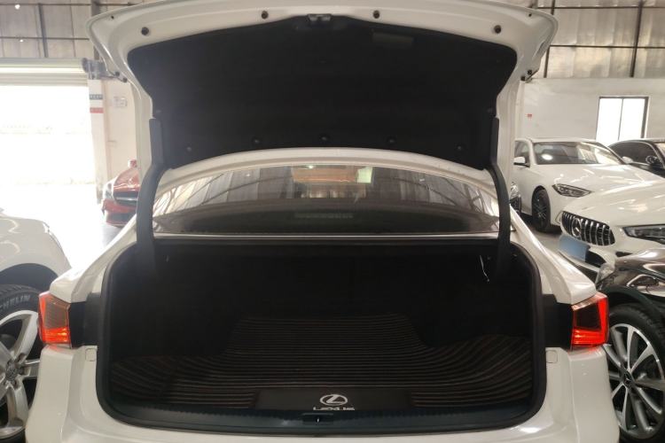 Used Lexus IS 2017 300 FENGSHANG Edition