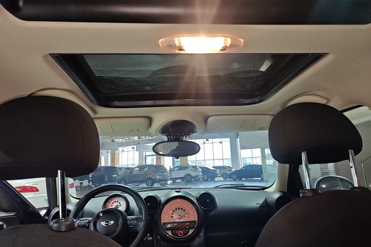 Used  Countryman 2014 1.6L COOPER Fun
