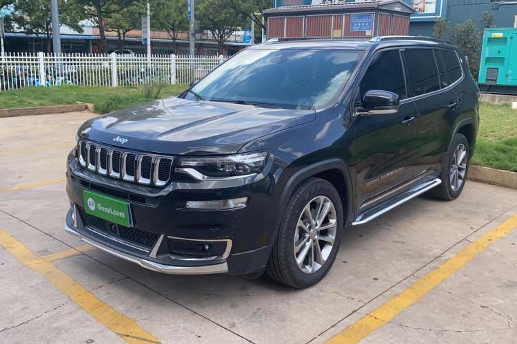 Used  Grand Commander 2018 2.0T Four-Wheel Drive Prestige Edition China V