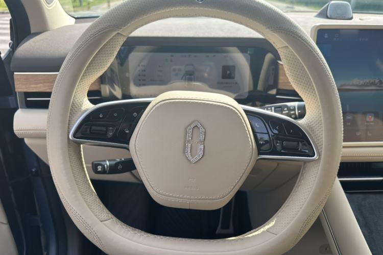 Used Hima AITO M7 2024 1.5T Rear-Drive Plus Version 5 Seats
