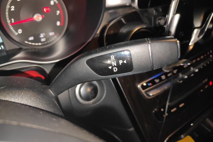 Used Mercedes-Benz GLC 2017 GLC 260 4MATIC Luxury Model