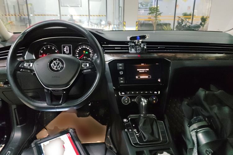 Used Volkswagen Magotan 2019 330TSI DSG Luxury Version China VI Standard
