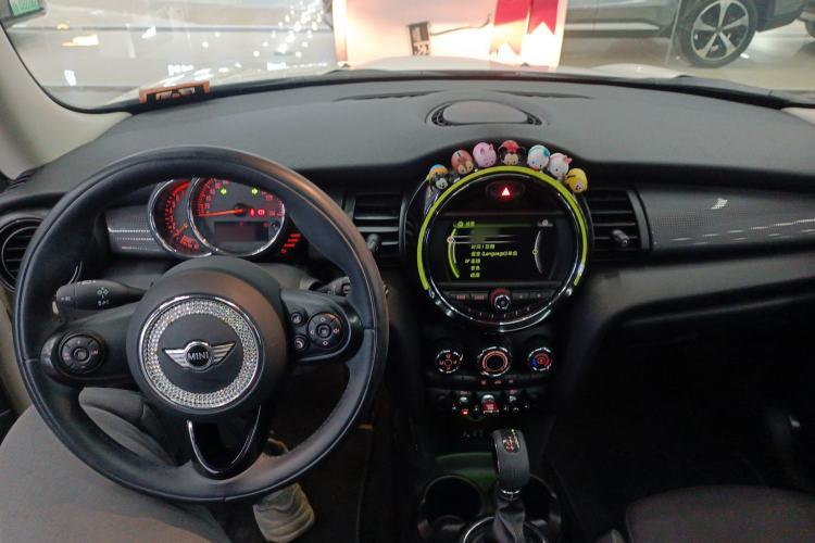 Used  MINI 2016 1.5T COOPER
