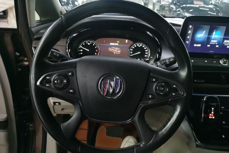 Used Buick GL8 2021 Land Cruiser Executive Class 652T Luxury Model