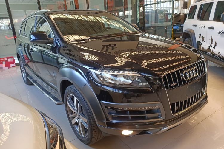 Used Audi Q7 2014 35 TFSI Off-road Model
