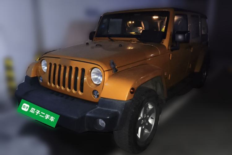 Used  Wrangler 2014 3.0L Sahara Four-Door Edition