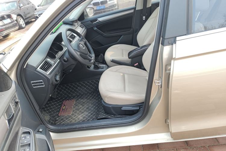 Used Volkswagen Bora 2016 1.6L Automatic Fashion Model
