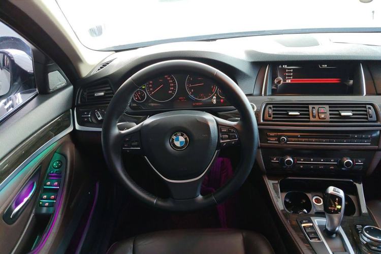 Used BMW 5 Series 2014 525Li Luxury Design Package
