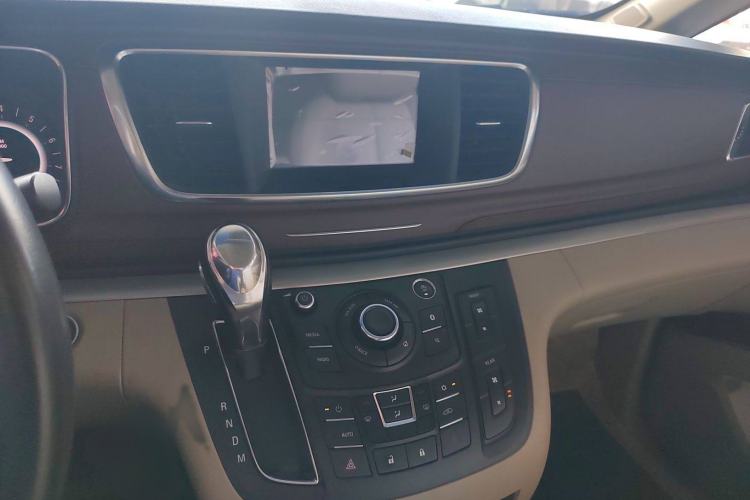 Used Buick GL8 2018 28T Luxury Model China VI Standard
