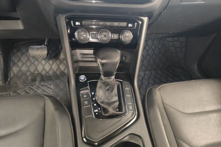 Used Volkswagen Tiguan L 2021 330TSI Automatic Two-Wheel Drive Smart Edition