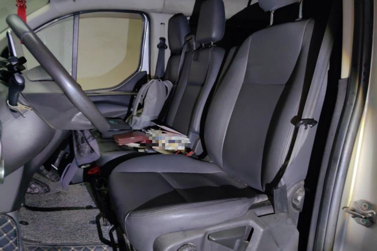 Used Ford Transit 2017 2.0T Diesel Multi-Purpose Commercial Vehicle Short Wheelbase Low Roof China V Standard