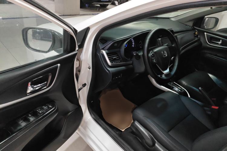 Used Honda Crider 2016 1.8L CVT Luxury Edition
