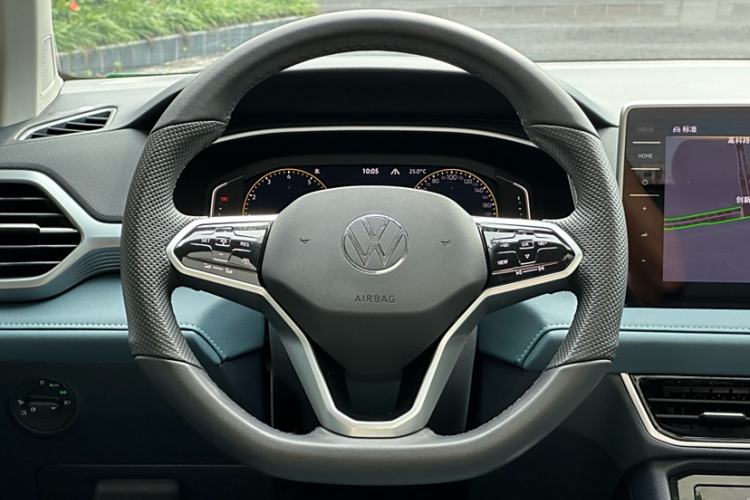 Used Volkswagen Tharu 2023 300TSI Two-Wheel-Drive Full Moon Edition
