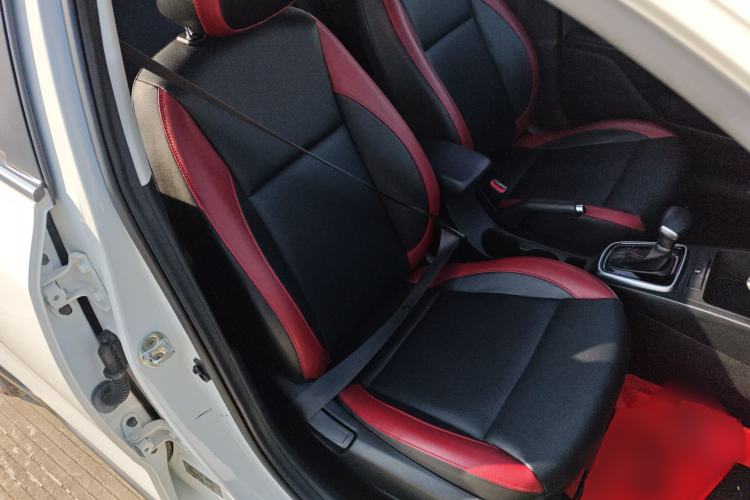 Used Kia KX Cross 2018 1.6L Automatic Dynamic Sunroof Version
