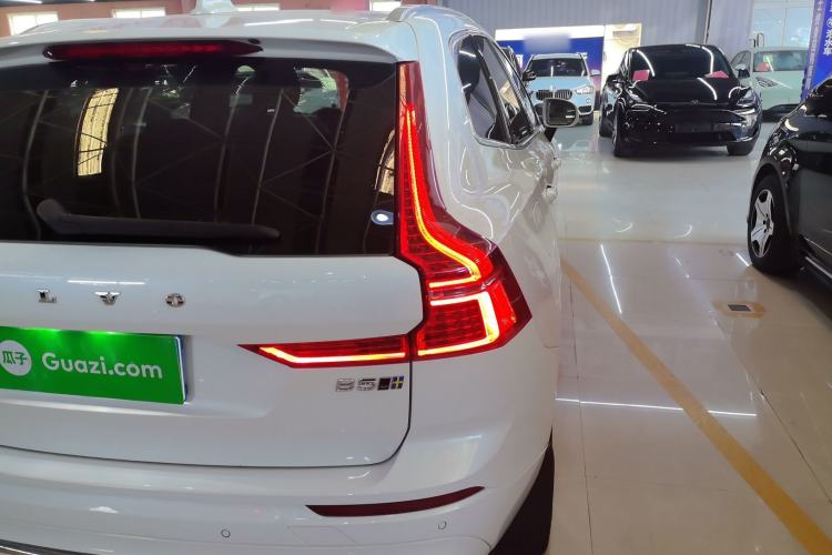 Used Volvo XC60 2023 B5 4x4 Smart Luxury Edition
