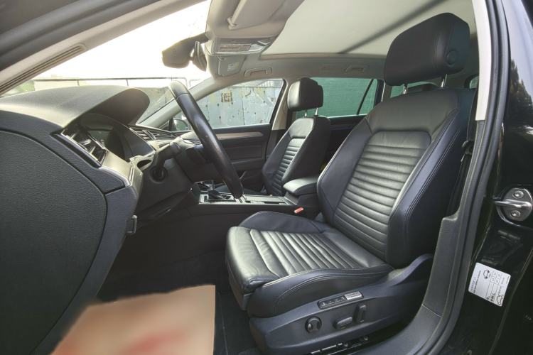 Used Volkswagen Variant New Energy 2019 GTE model
