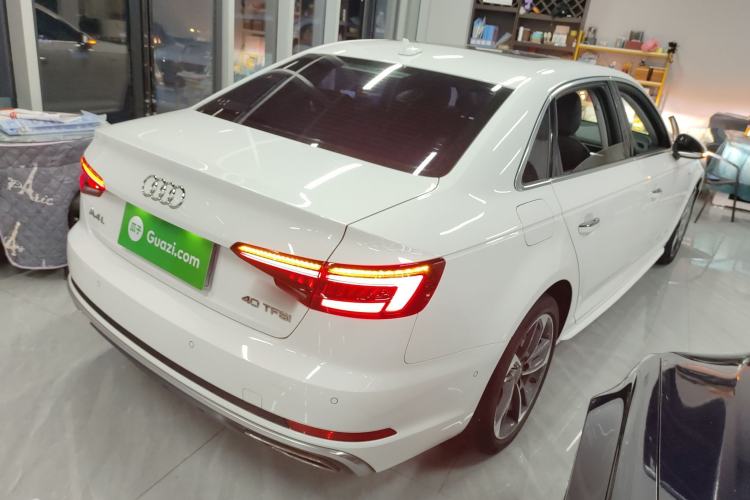 Used Audi A4L 2019 40 TFSI Fashion Edition China VI Emission Standard