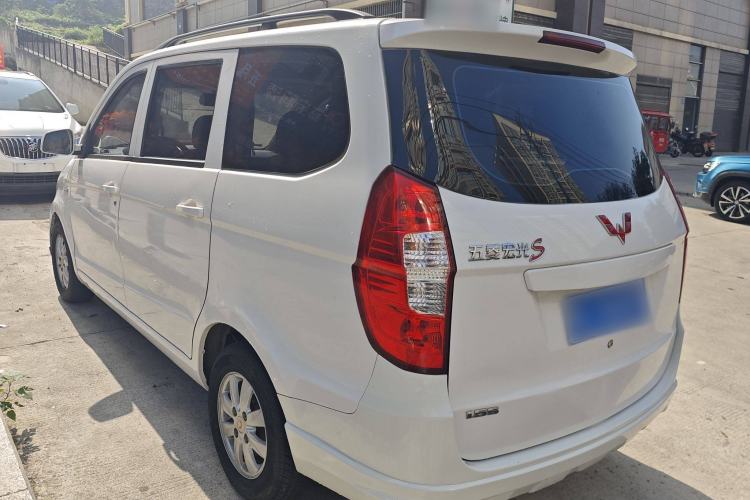 Used Wuling Hongguang 2015 1.5L S Basic Version China V Standard
