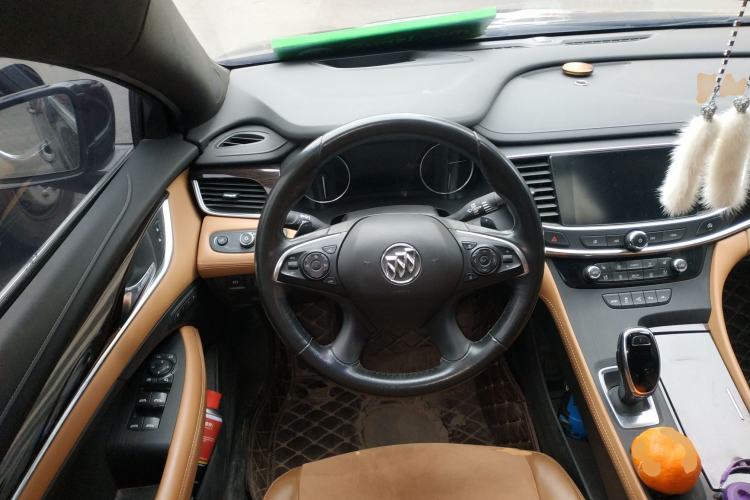 Used Buick LaCrosse 2018 20T Luxury Model
