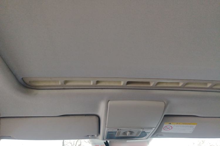 Used Volkswagen Lavida 2015 1.6L Automatic Comfort Edition
