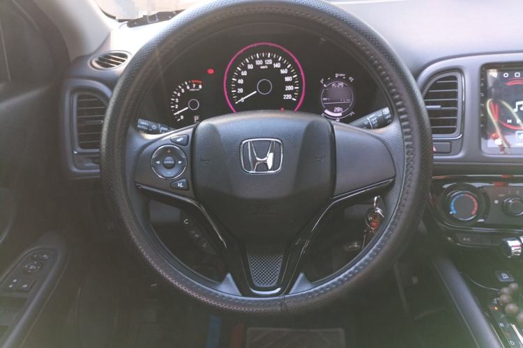 Used Honda Vezel 2020 1.5L CVT Pioneer Edition
