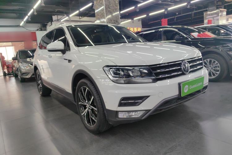 Used Volkswagen Tiguan L 2019 Revised 330TSI Automatic Two-Wheel Drive Smart & Luxury Edition China VI Standard
