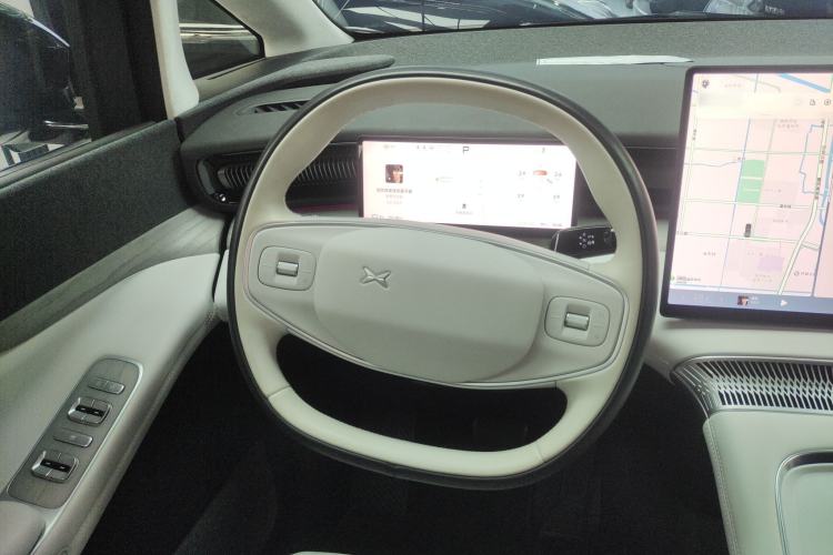 Used XPeng X9 2024 702 Ultra-Long Range Max
