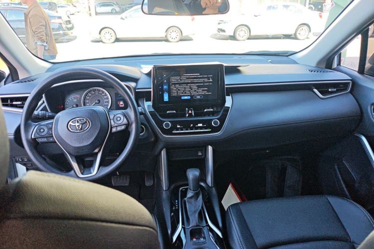 Used Toyota FRONTLANDER 2022 2.0L CVT Luxury PLUS Edition