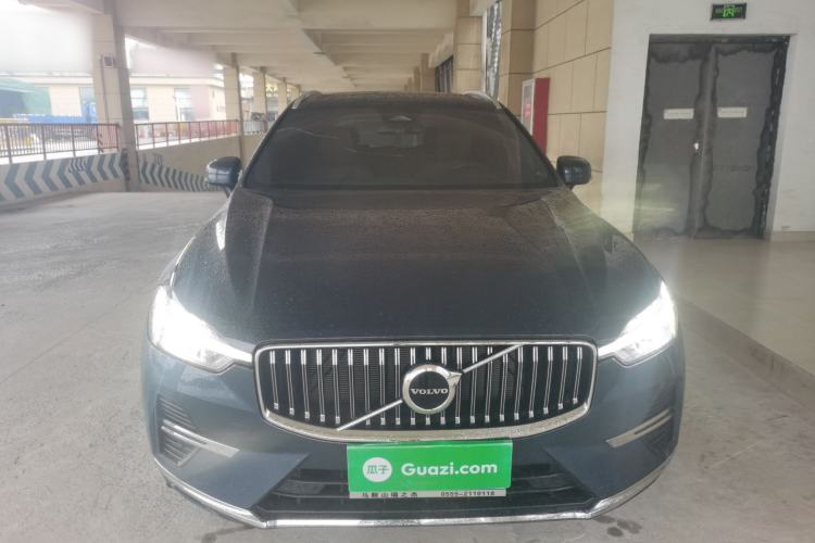 Used Volvo XC60 2023 B5 4x4 Smart Luxury Edition
