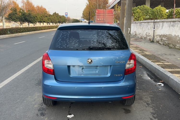 Used Skoda Fabia 2014 1.4L Manual Crystal Edition