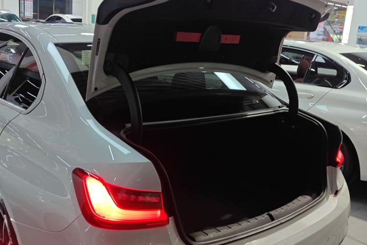 Used BMW 3 Series 2020 Restyled 325Li M Sport Package
