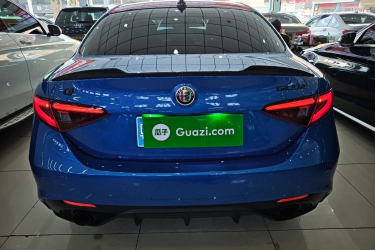 Used Alfa Romeo Giulia 2022 2.0T 280HP Veloce Track Edition
