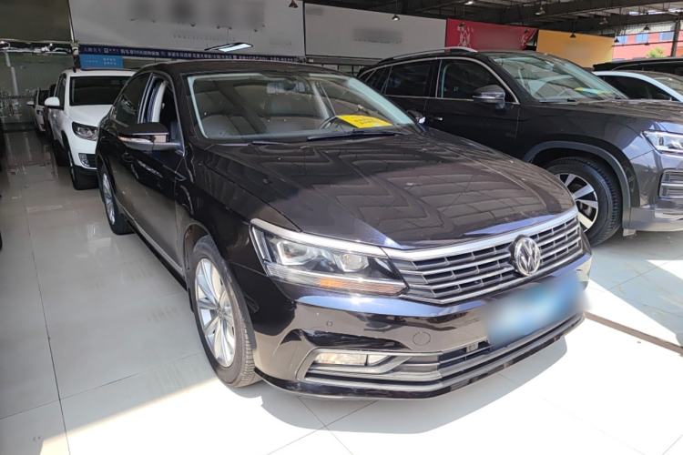 Used Volkswagen Passat 2017 280TSI DSG Luxury Edition
