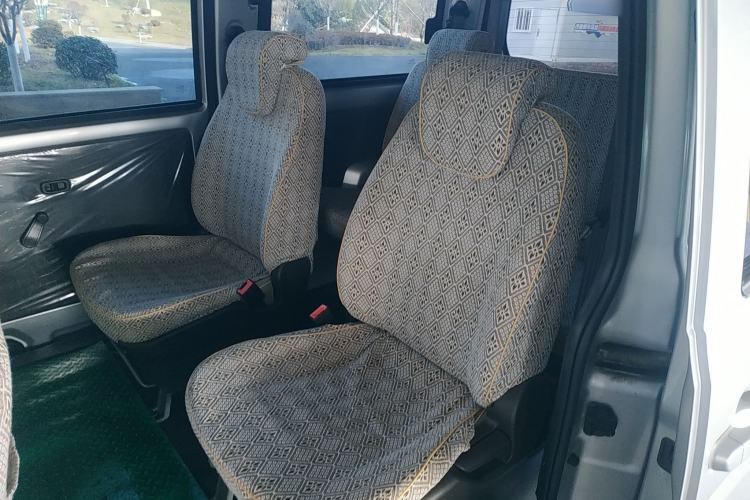 Used Wuling Rongguang V 2019 1.5L Standard Version China VI LAR
