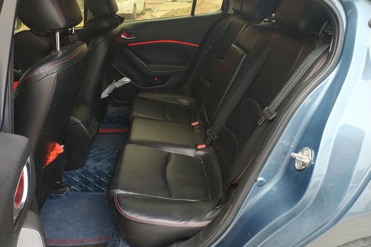 Used Mazda Mazda 3 Axela 2019 Cloud-Controlled Sedan 1.5L Automatic Luxury Model China VI Standard