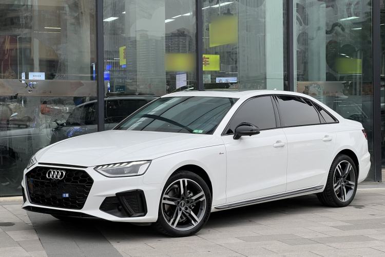 Used Audi A4L 2022 40 TFSI Luxury Dynamic Model