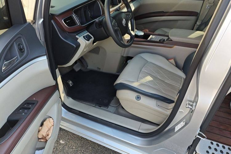 Used Buick GL8 2017 25S Comfort Version China V Standard
