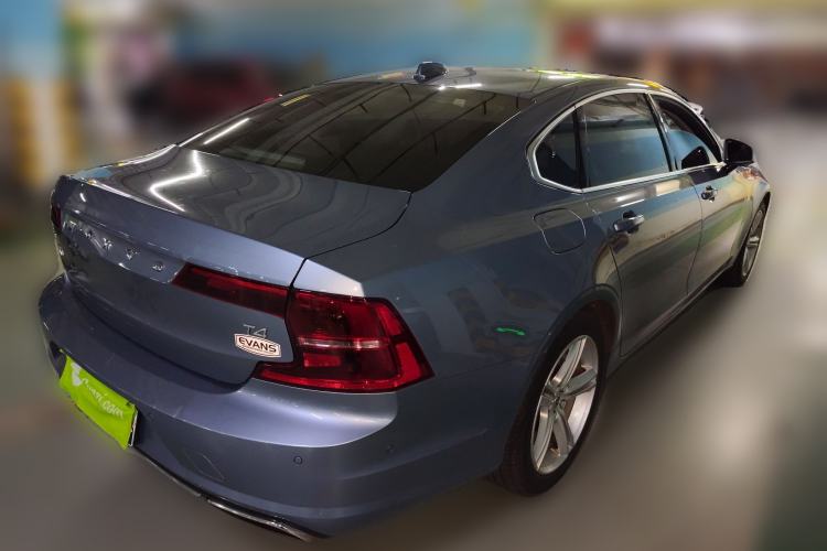 Used Volvo S90 2017 T4 Zhiyuan Edition
