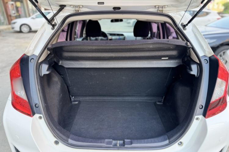 Used Honda Fit 2016 1.5L LXS CVT Comfort Sunroof Version
