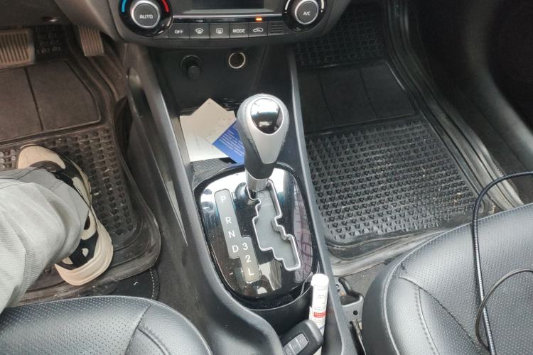 Used Kia K2 2015 Sedan 1.6L Automatic Transmission Premium
