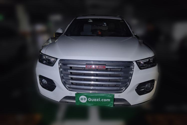 Used Haval H6 2017 Red Label 2.0T Automatic Two-Wheel Drive ZhiShang Model
